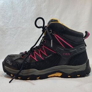 Girls CMP Rigel Mid Waterproof Hiking Boots Size: 4 Color: Black Pink